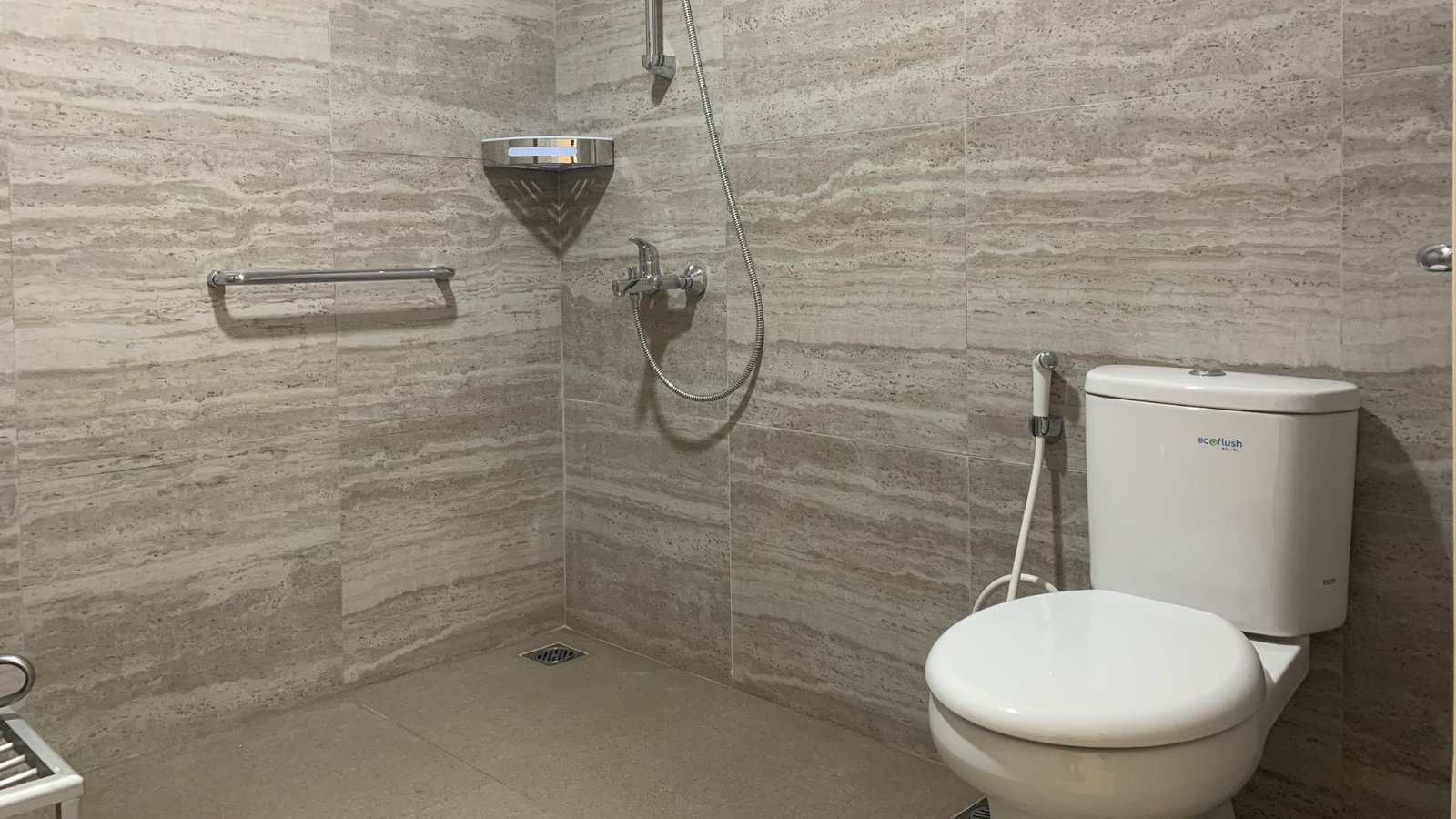 Toilet Kamar VVIP